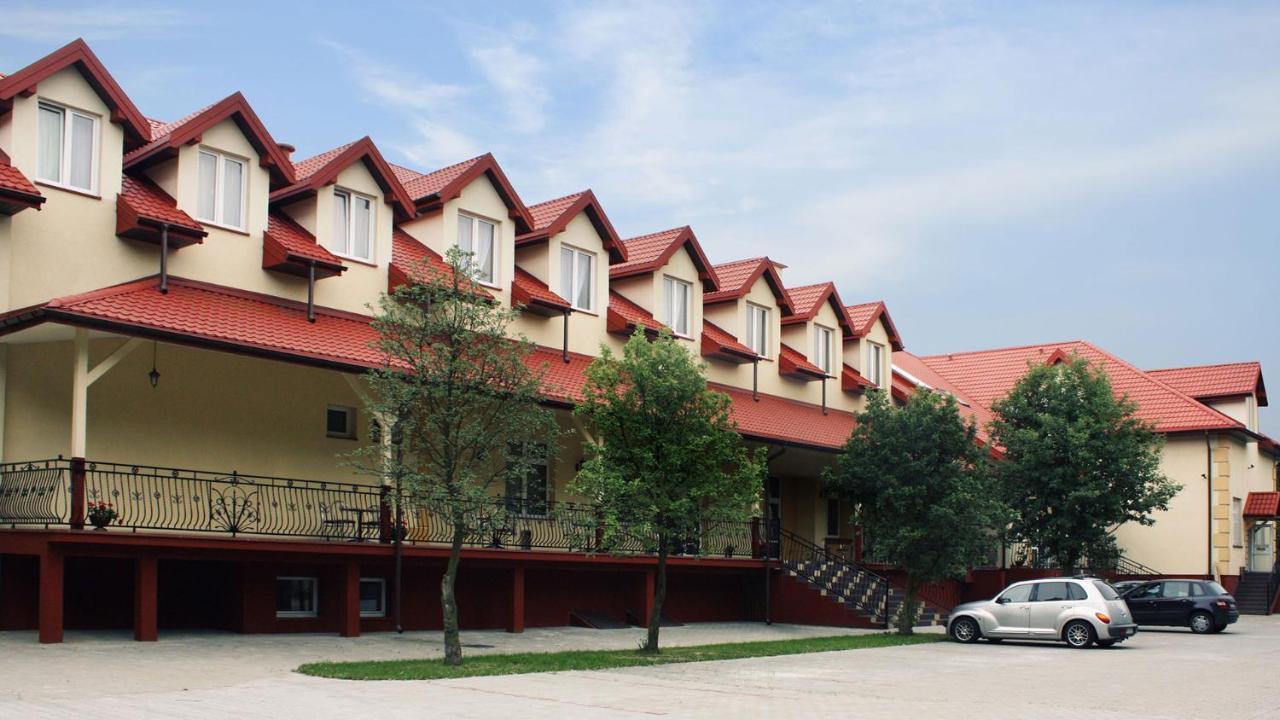 Korona Palace Leznica Wielka Luaran gambar